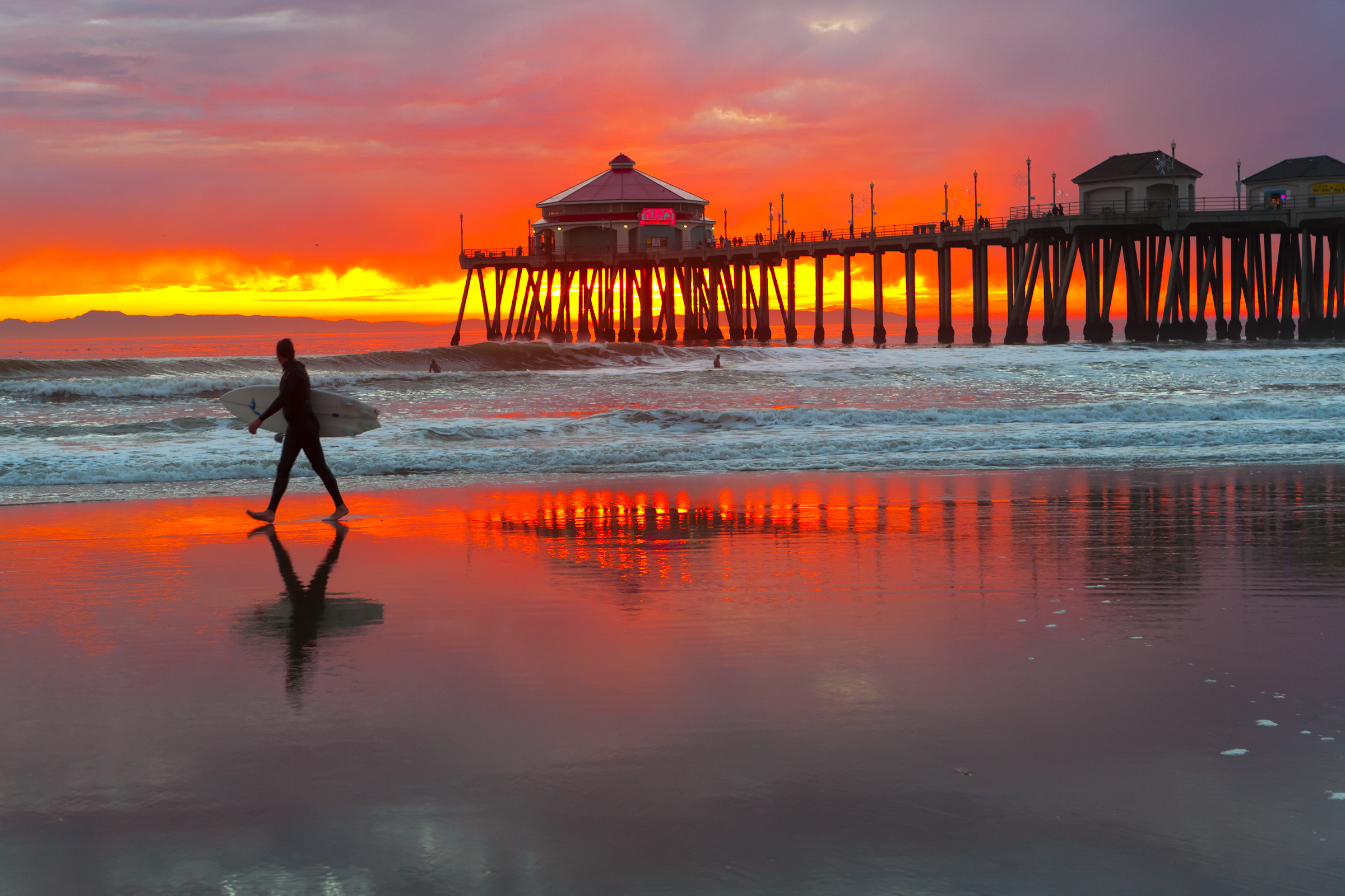 Surf City Huntington Beach Pier